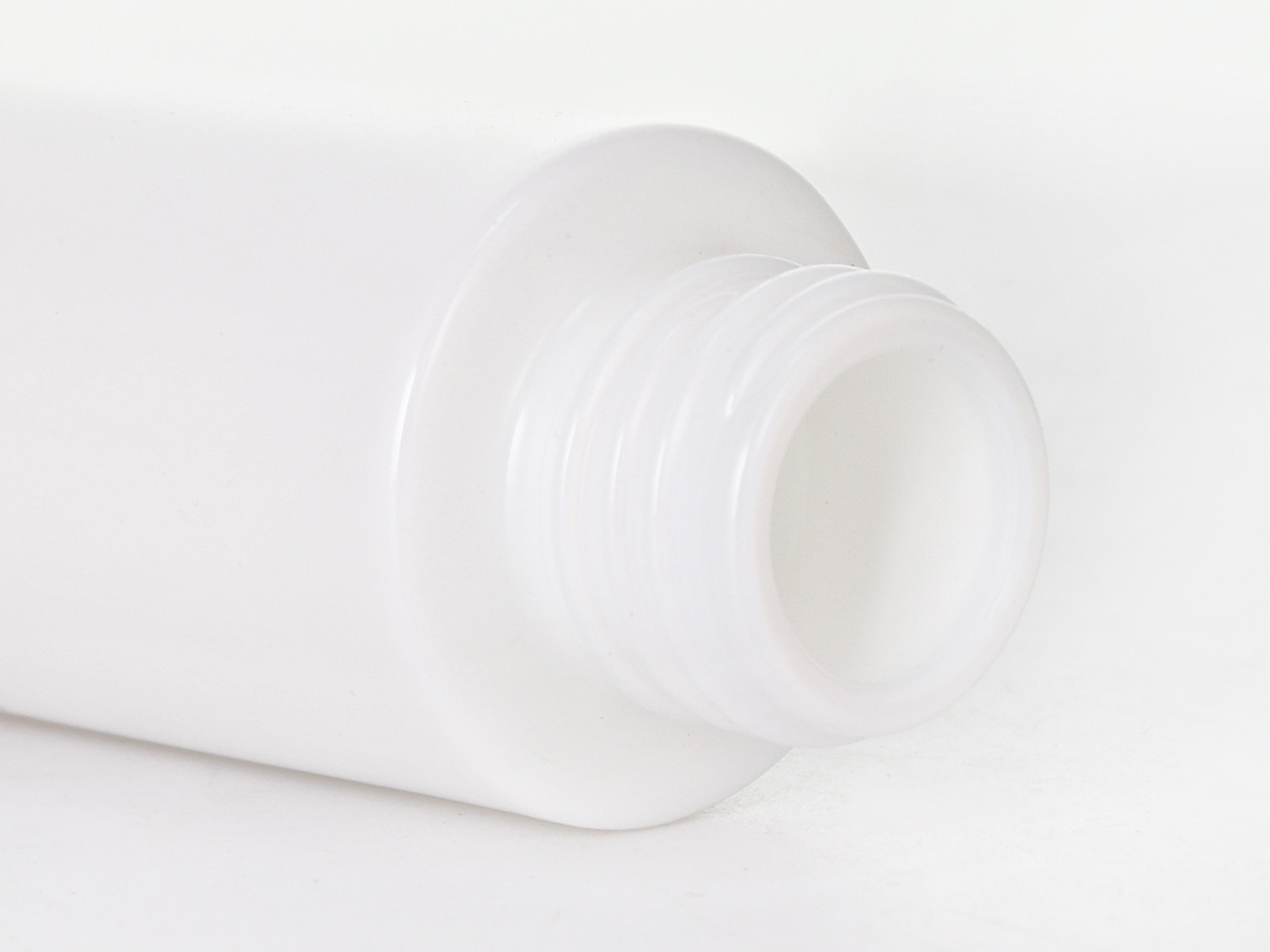 10-50ml White Flat Shoulder Lotion Thick Bottom Glass Bottle